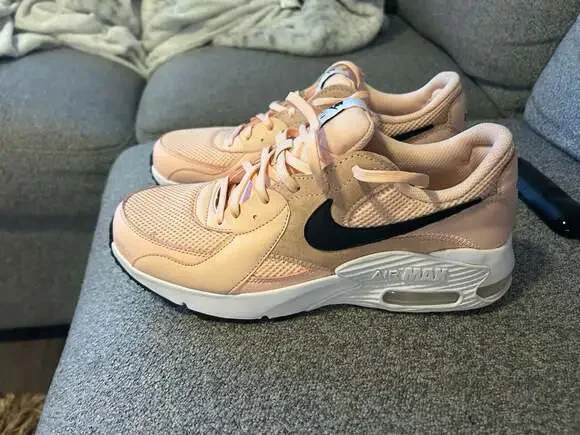 Nike Women's Air Max Excee 'Washed Coral' Sneakers - Picture 8 of 8